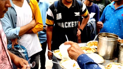 Sharma ji ke dahi bhalle nehru place