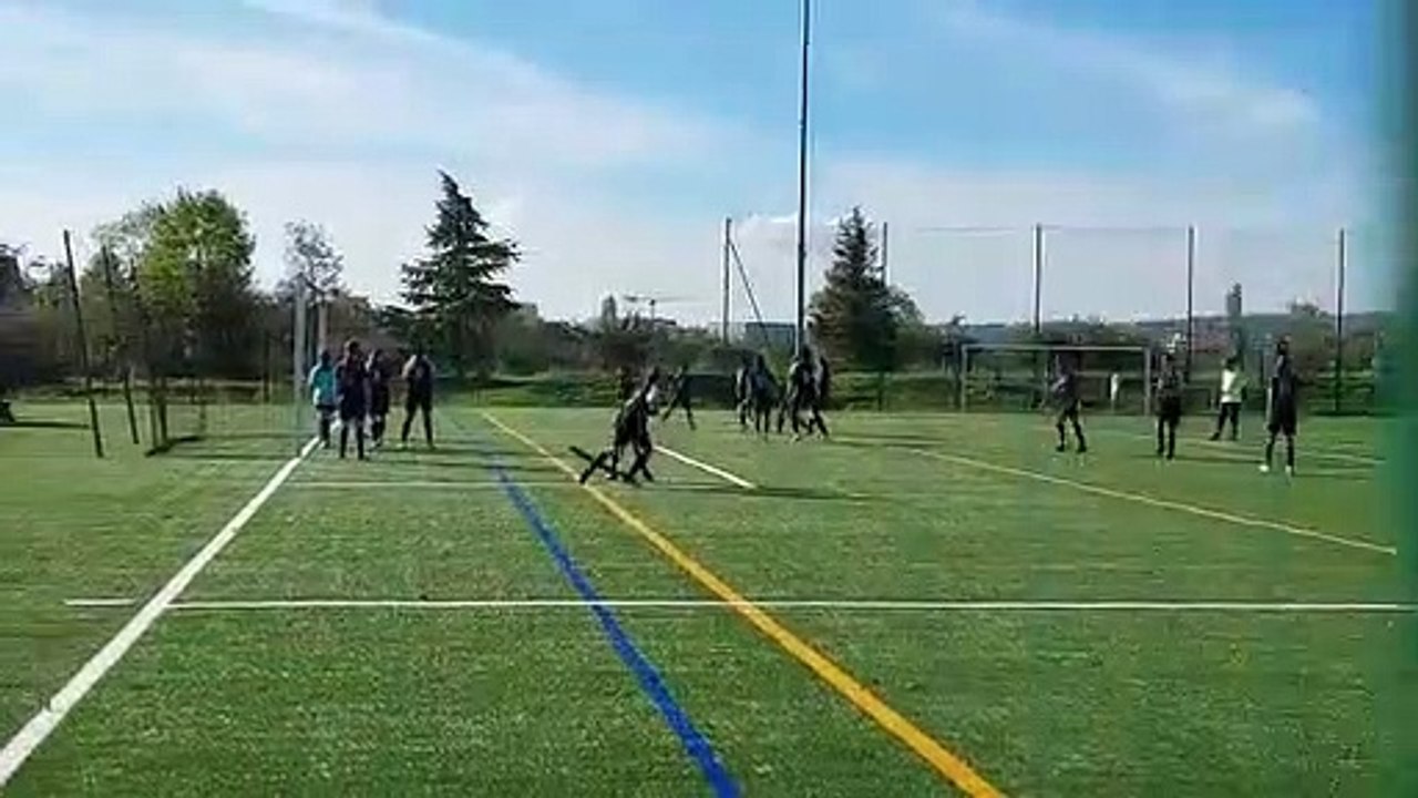Un corner, une tête, un but