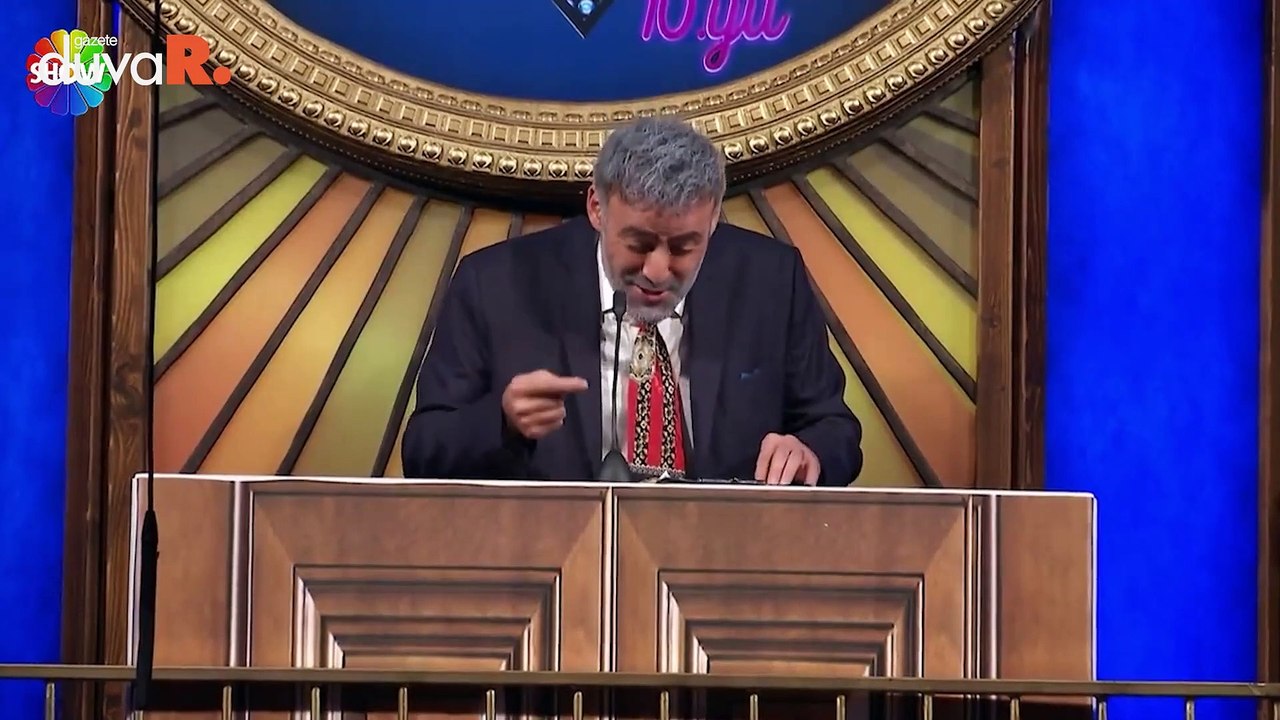 Güldür Güldür'den 'epistemolojik kopuş' skeci: Kim yazdı bunu?