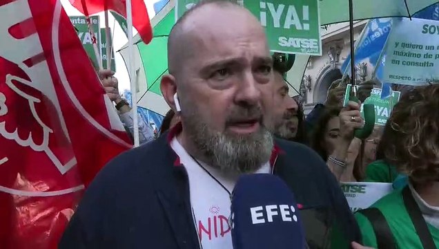 Miles de personas piden en Madrid más recursos para la sanidad pública