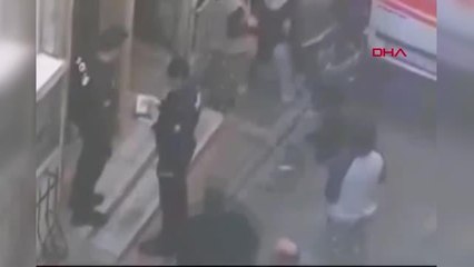 İSTANBUL-BEYOĞLU'NDA BOĞAZINI KESEREK ÖLDÜRDÜKLERİ KADININ BİLEZİKLERİNİ ÇALDILAR