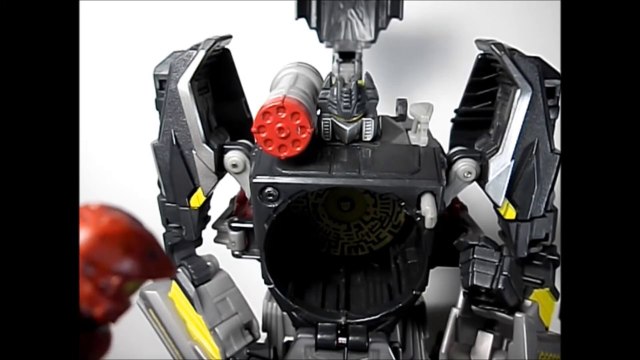 TRANSFORMERS: Generations Fall of Cybertron SOUNDBLASTER and BUZZSAW Canadia' Reviewer Ep.52