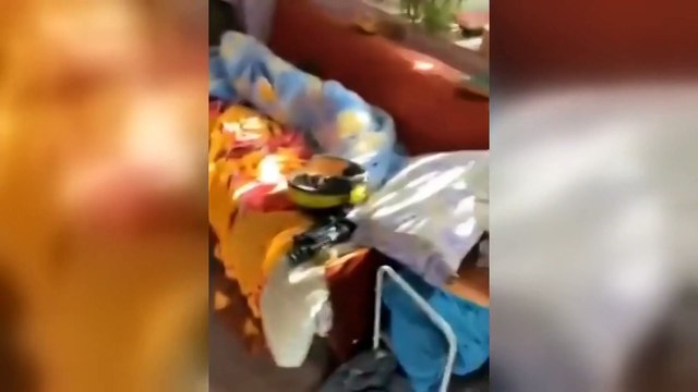 Fuga da Kherson, soldati ucraini catturano militari russi vestiti da civili