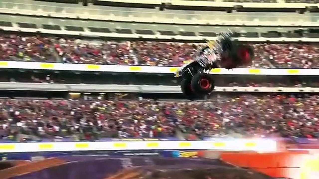 The Characters - Se1 - Ep06 - Paul W. Downs HD Watch HD Deutsch