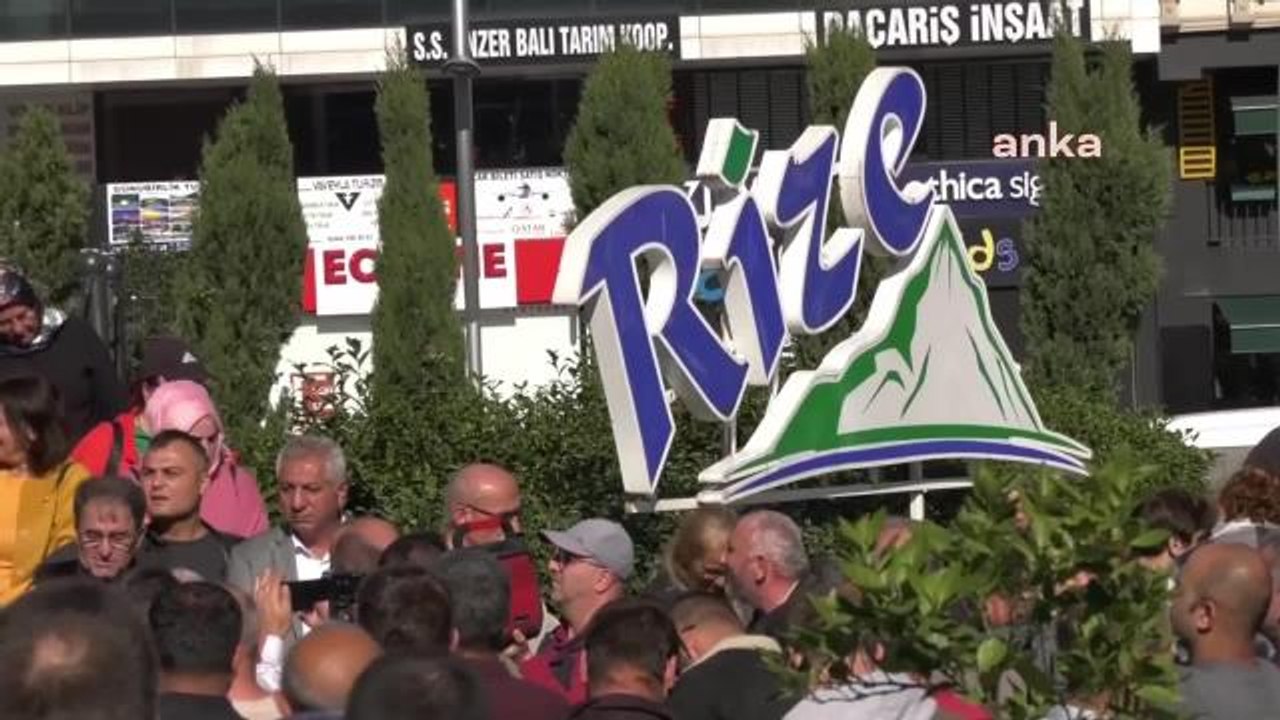 Çaykur'un Mevsimlik İşçileri Kadro Talebiyle Miting Yaptı: "Çaykur İşçilerinin Analarının Ak Sütü Gibi Helal Olan Kadro Hakkını Bir An Önce Verin"