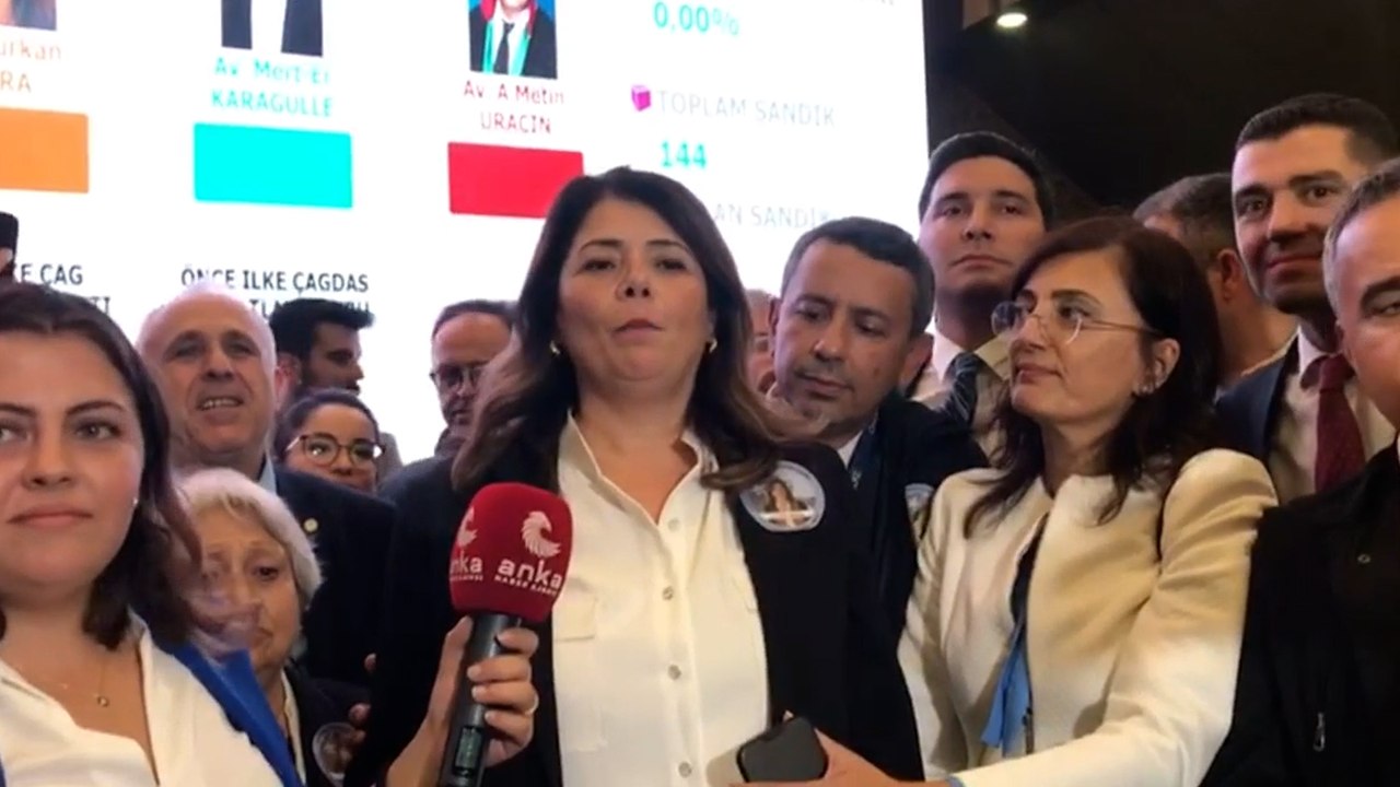 İstanbul Barosu'nun ilk kadın başkanı seçilen Filiz Saraç: Atatürk ve cumhuriyetin kazanımları sayesinde bugün bu onuru yaşıyorum