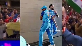 Virat_kohli_and_Rahul_Dravid_Emotional_Hug_after_India's_win_against_Pakistan_T20_World_Cup_Match(480p)