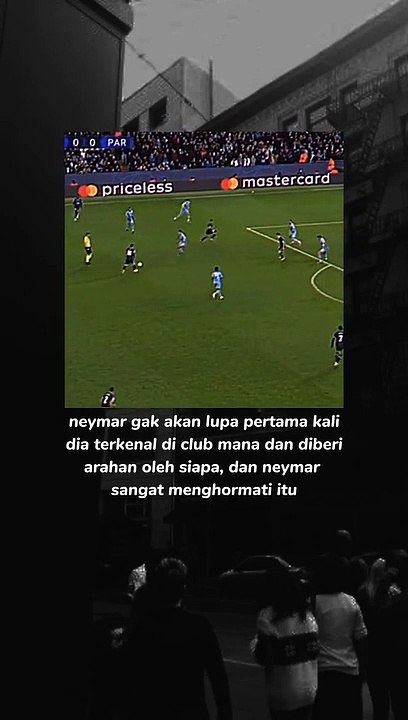 Neymar tidak pernah lupa dengan siapa dia diajarkan!!!