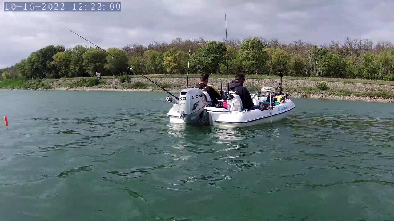 Silure Club Rhodanien : Ludo et Yoann à la pêche