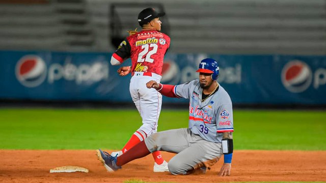 Mejores momentos del Tiburones de La Guaira contra Cardenales de Lara 23 de octubre del 2022