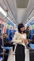 TUJH PE RAB DIKHTA HAI