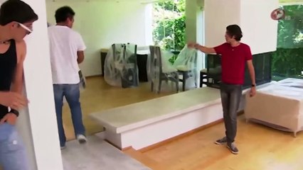 Wendy extorsiona a Adrián - La Rosa de Guadalupe - El precio de un error