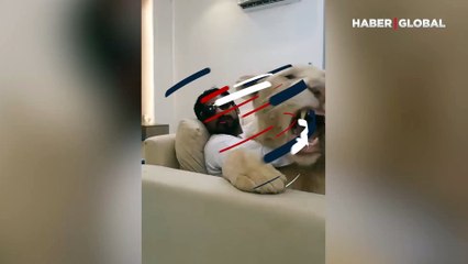 Evinde uyuşturduğu aslanı besleyen adamın görüntüleri tepki çekti!