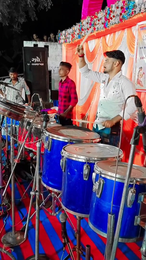 ⁣Gujarati songs #reelsindia #trendingreels #viralvideos #newmusic #musica #newpost #desi #instadaily 