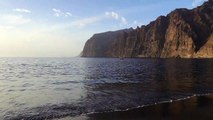 71.No Copyright Video - Ocean with cliffs nature background - Full HD 1080 - Tenerife, Los Gigantes