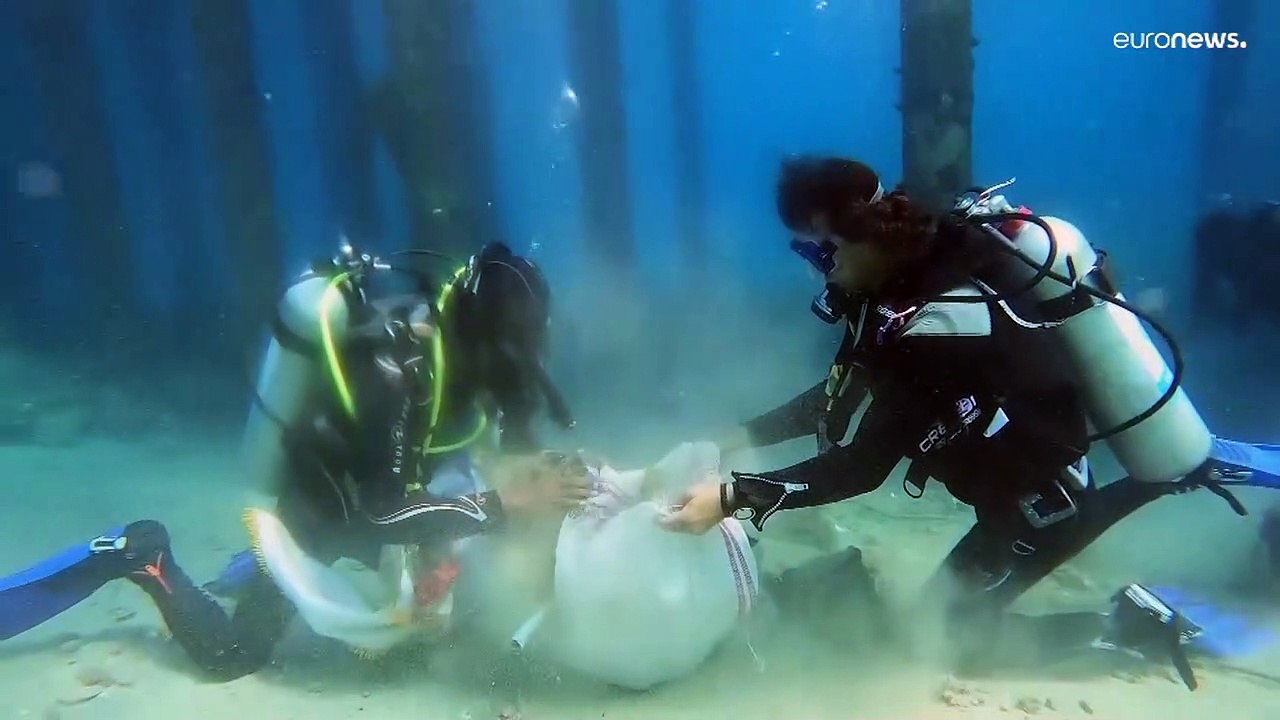 Aufräumaktion am Strand von Sharm el-Sheikh vor UN-Klimakonferenz COP 27