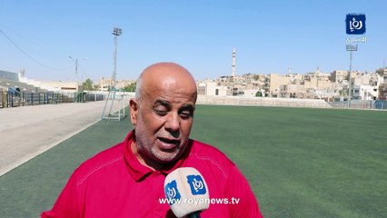 الزرقاء.. الملعب البلدي يواجه خطر انهيار مدرجاته