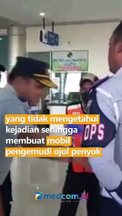 VIRAL VIDEO KADISHUB PALANGKARAYA PUKUL 3 ANAK BUAHNYA DI BANDARA_1080p.mp4