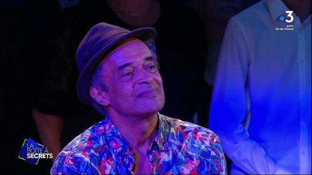 Slimane chante pour Amel Bent en larmes