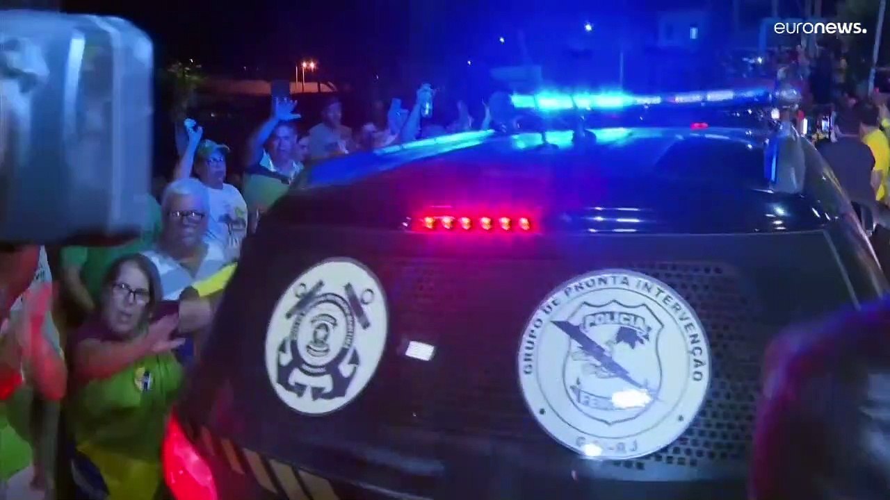 Aliado de Bolsonaro ataca polícias
