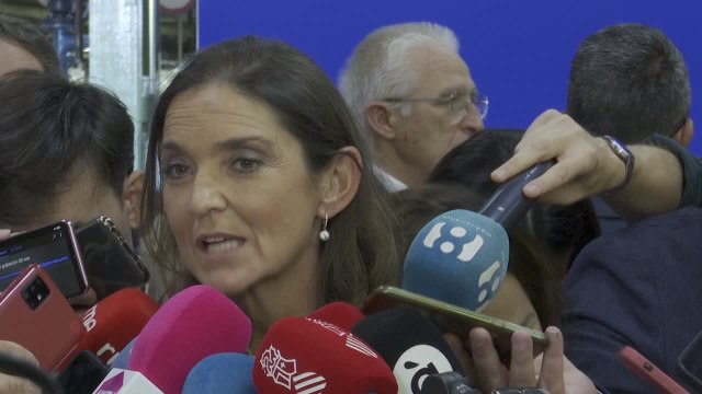 La ministra de Industria asegura que el Gobierno reforzará las inversiones para estar a la altura de las necesidades de Volkswagen