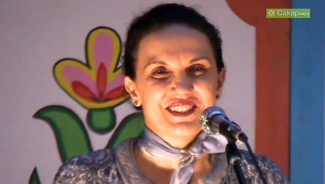 Петър Караангов с наградата Изворът на Белоногата