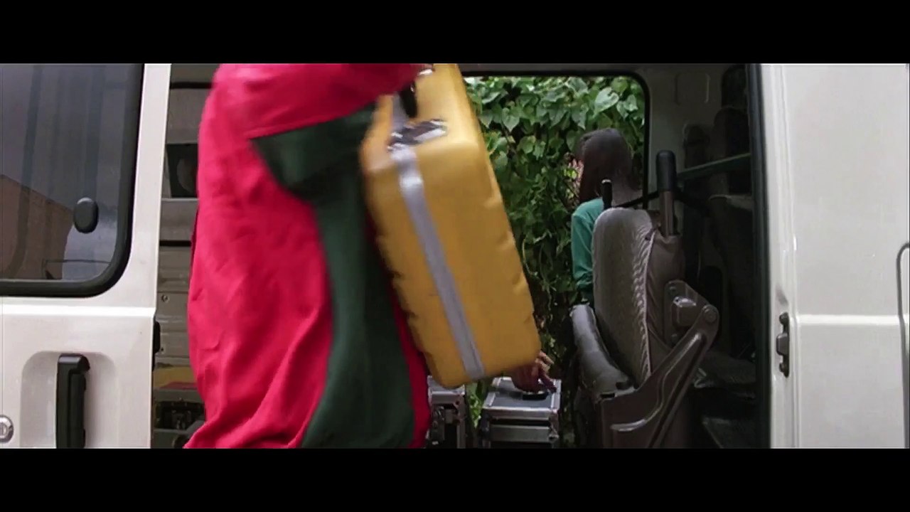 Super policia en apuros parte 2 película 1988