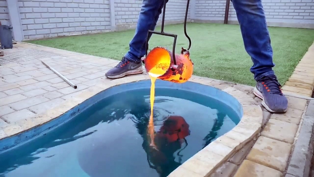 Experiment ~ Lava vs water pool