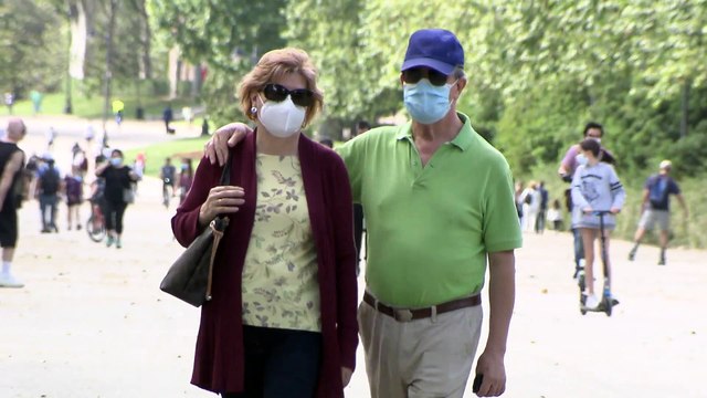 La ministra de Sanidad inaugura el I Foro de Envejecimiento y Soledad celebrado en Canarias