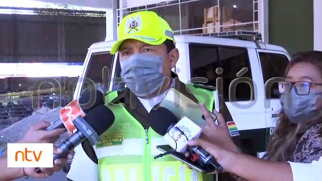 A plan de ganchos arremetió contra un oficial : Taxista ebrio atropelló a una niña, se dio a la fuga y agredió a un policía