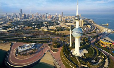 الكويت تسمح للجميع بمغادرة البلاد دون اشتراطات صحية