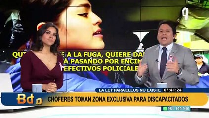 "¿Tú quién eres?": chofer a mujer policía tras estacionarse en zona para personas con discapacidad