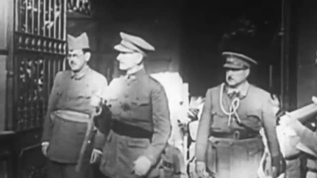 El Gobierno ordena a la Macarena que exhume los restos de Queipo de Llano a la mayor brevedad