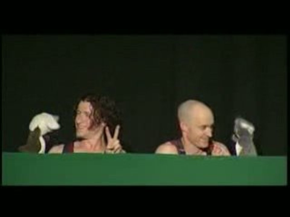 Umbilical Brothers - Extencible