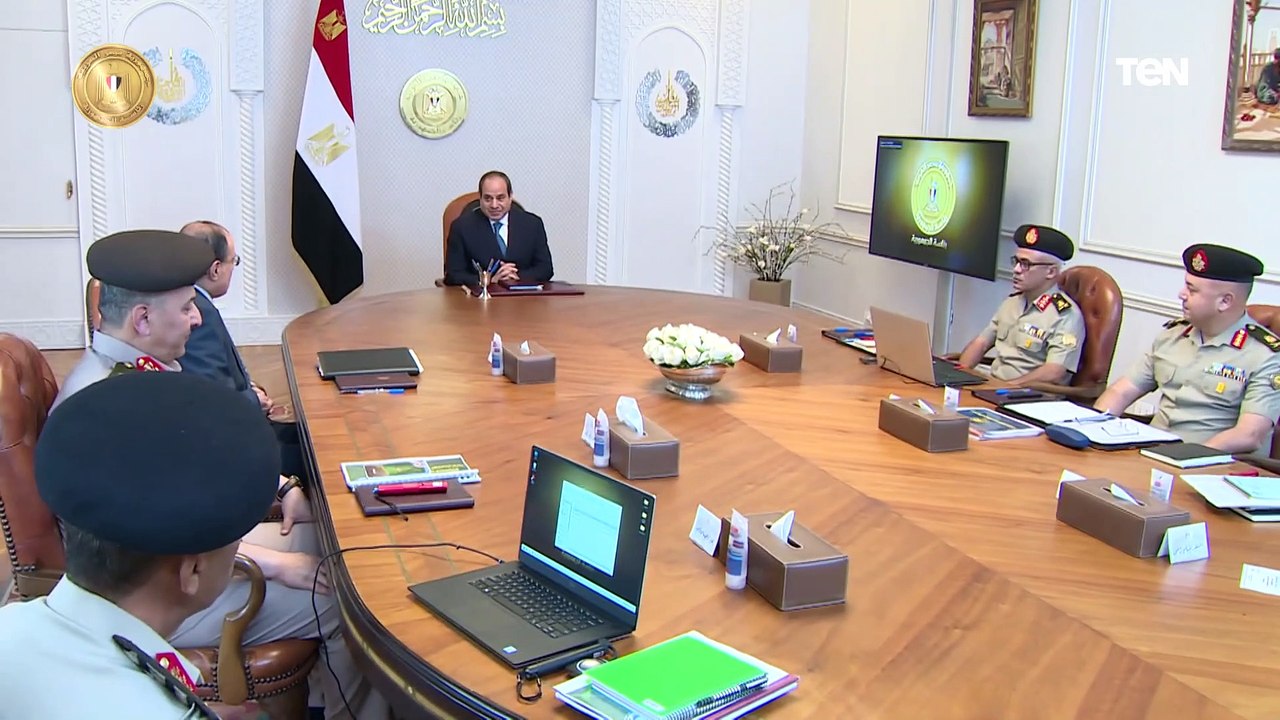 الرئيس السيسي يتابع المشروعات القومية للإنتاج الزراعي في منطقتي توشكي ومستقبل مصر