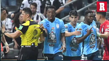 Aficionados de rayados agreden a Márquez Lugo