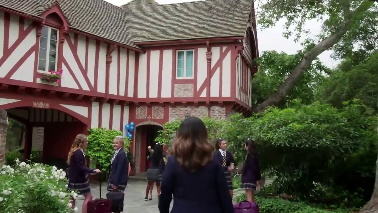 Crown Lake - Se1 - Ep01 - Don't Tell HD Watch HD Deutsch