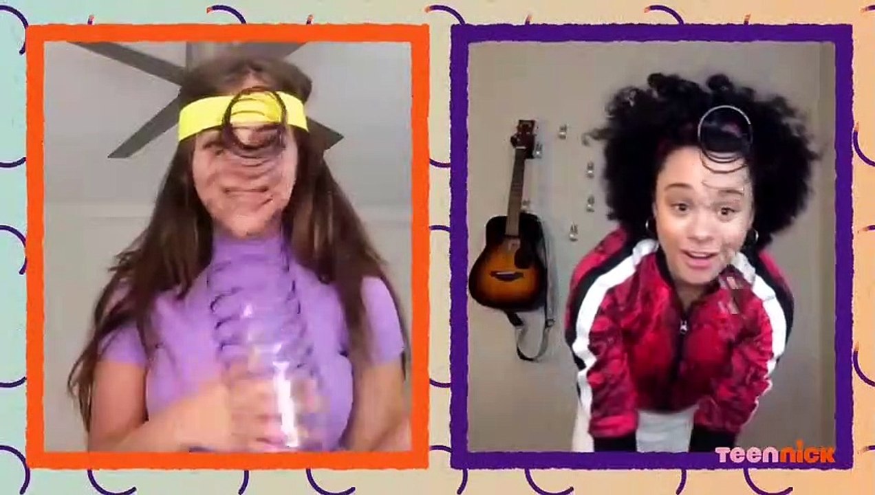 Group Chat with Annie and Jayden - Se1 - Ep03 - There's A Cockroach In My Room HD Watch HD Deutsch