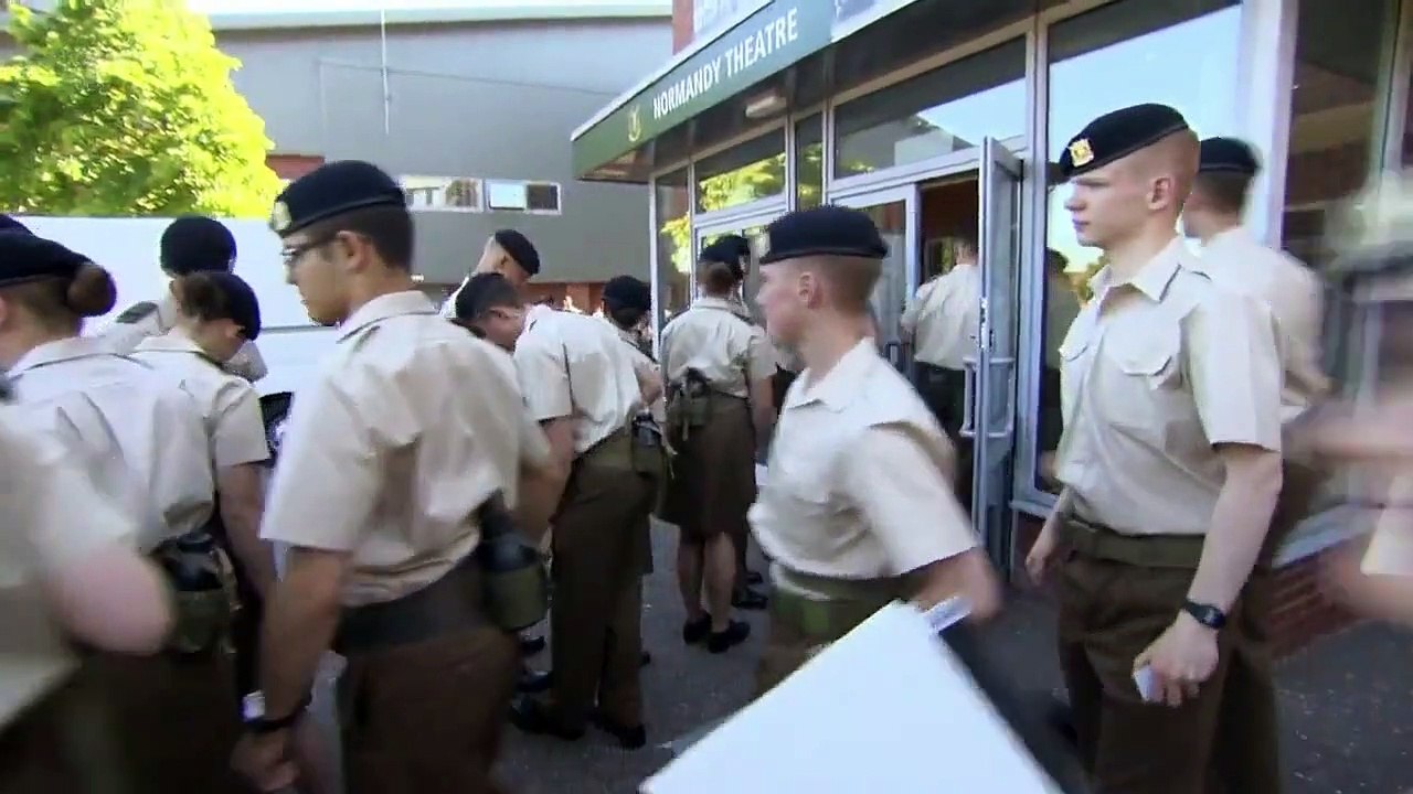 Raw Recruits - Squaddies at 16 - Se2 - Ep04 HD Watch HD Deutsch
