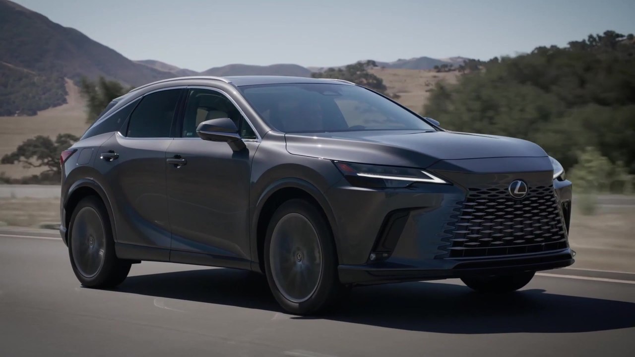 Mit neuem Lexus RX 450h+ sorgenfrei stromern