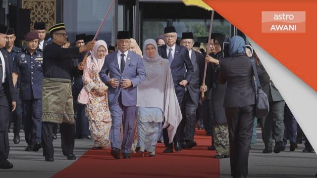 Lawatan Negara | Agong, Raja Permaisuri berangkat ke Singapura