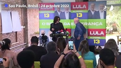 Présidentielle au Brésil: pour Lula, l'enjeu est un choix entre "démocratie et barbarie"