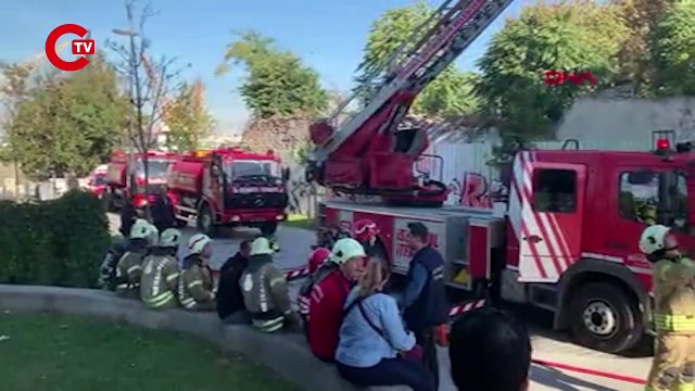 Haliç metro köprüsü üzerinde kablolar yandı: Seferler durdu