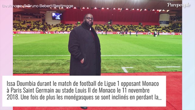Issa Doumbia passé du 7XL au XL : l'humoriste aminci, photos de sa nouvelle silhouette impressionnante