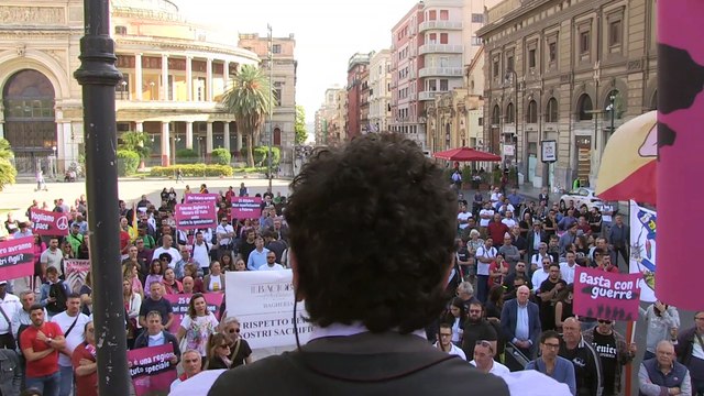 Protesta caro bollette Palermo