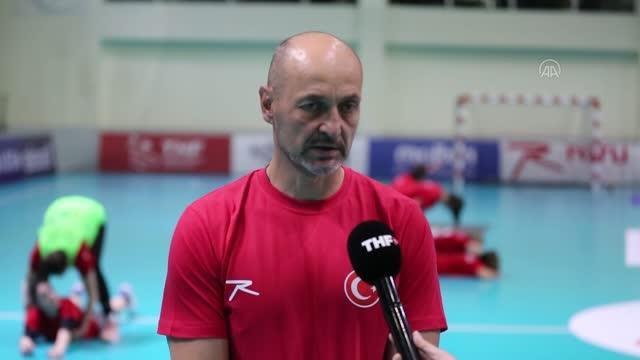 A Milli Kadın Hentbol Takımı, Büyük Britanya maçlarının hazırlıklarına başladı