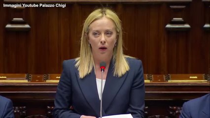 Meloni: "Siamo nel pieno della tempesta, il compito e' portare la nave in porto"