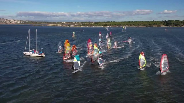 Le Championnat de France XGlisse Slalom vu par les Jeunes ! / Fédération Française de Voile 2022 - FFVoile.
