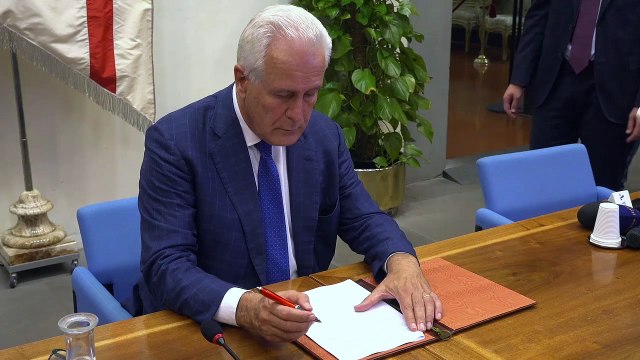 Rigassificatore, Giani firma l'autorizzazione: Significa taglio alle bollette degli italiani