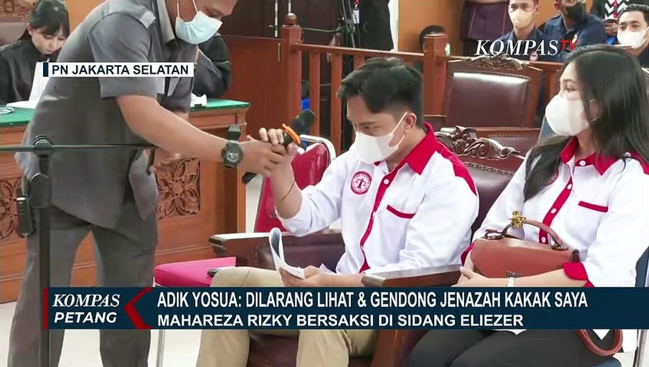 Bersaksi di Persidangan, Adik Brigadir J Sebut Sempat Dilarang Polisi Lihat Jenazah Sang Kakak